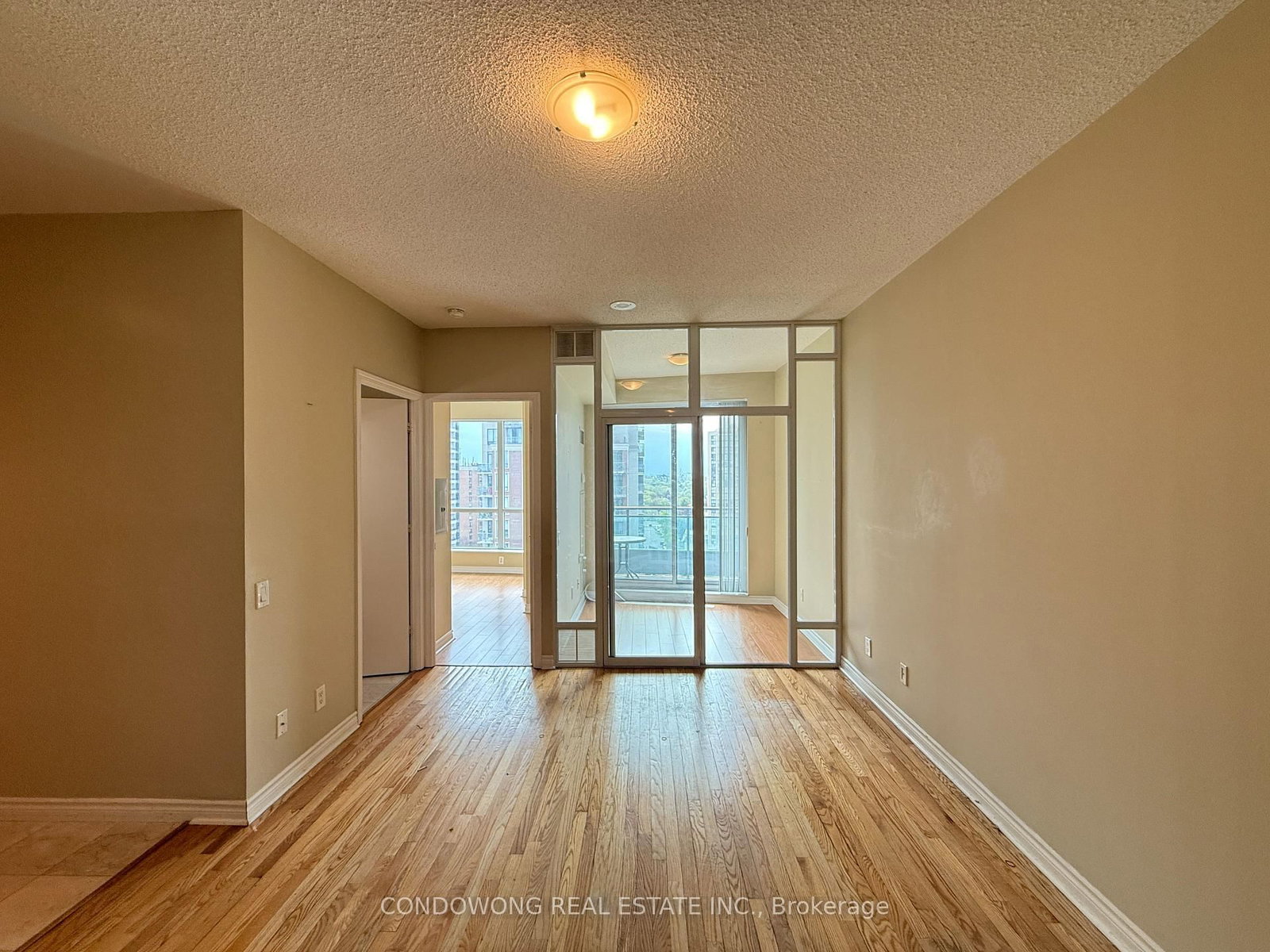 60 Byng Avenue, Unit 1101 - Photo 4