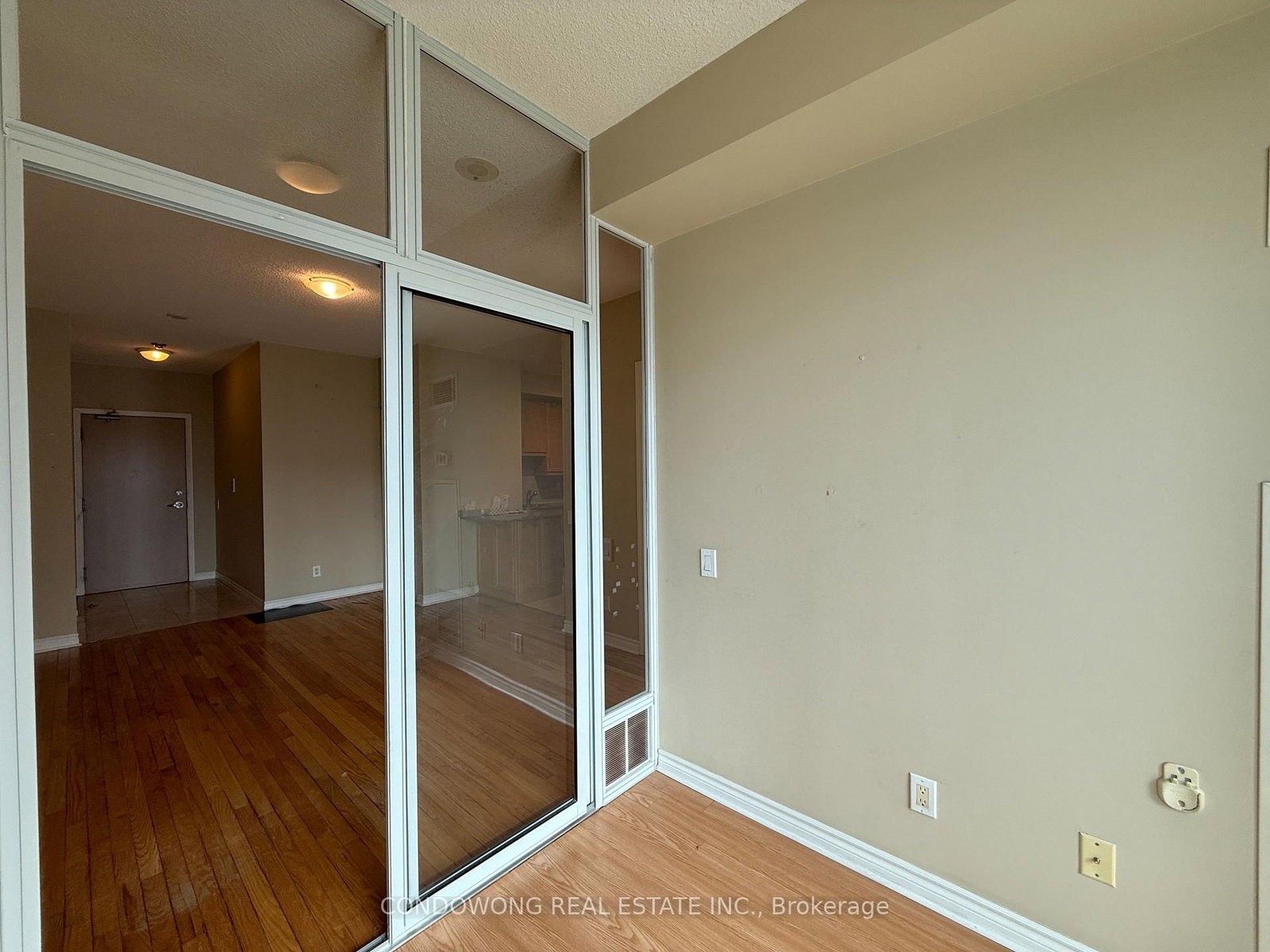 60 Byng Avenue, Unit 1101 - Photo 9