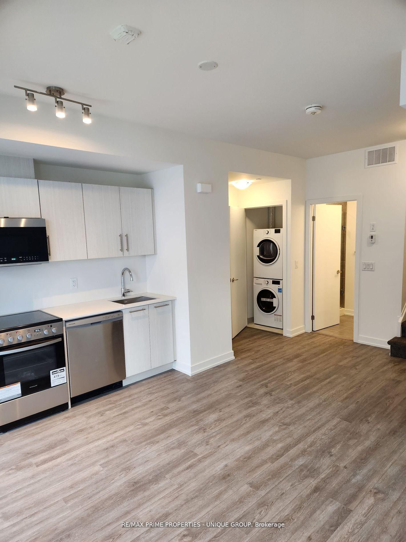 861 Sheppard Avenue W, Unit 62 - Photo 5