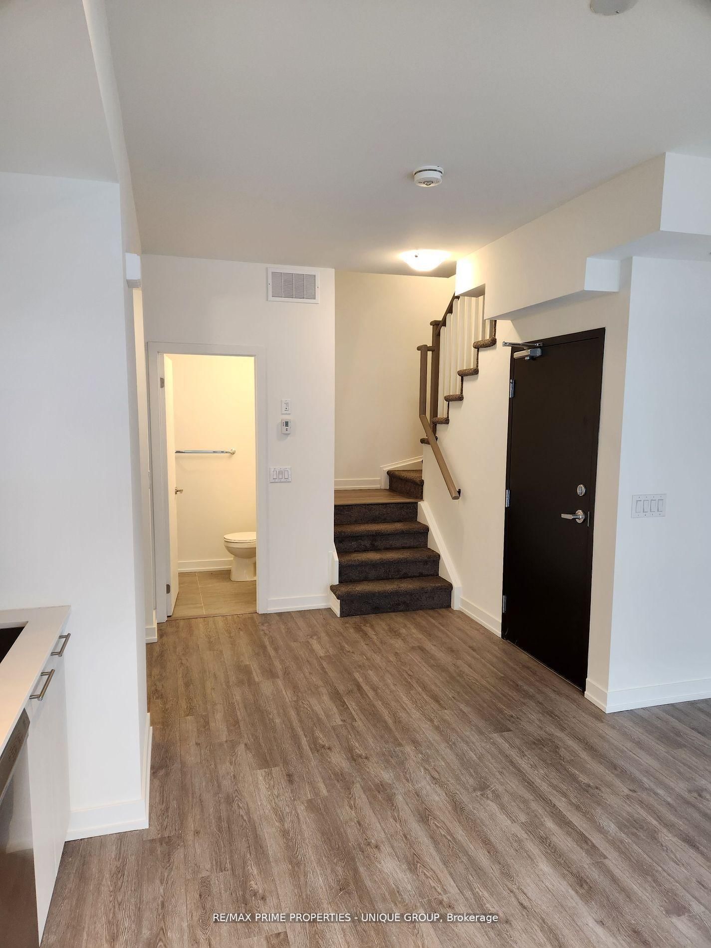 861 Sheppard Avenue W, Unit 62 - Photo 6