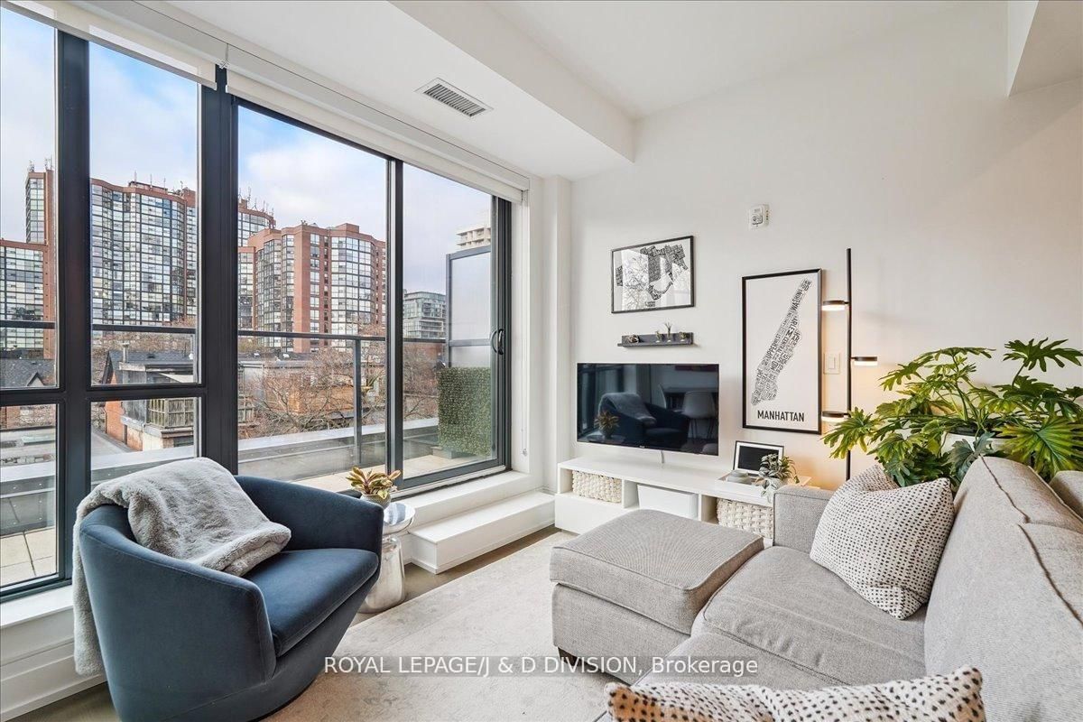 Property at 90 Niagara