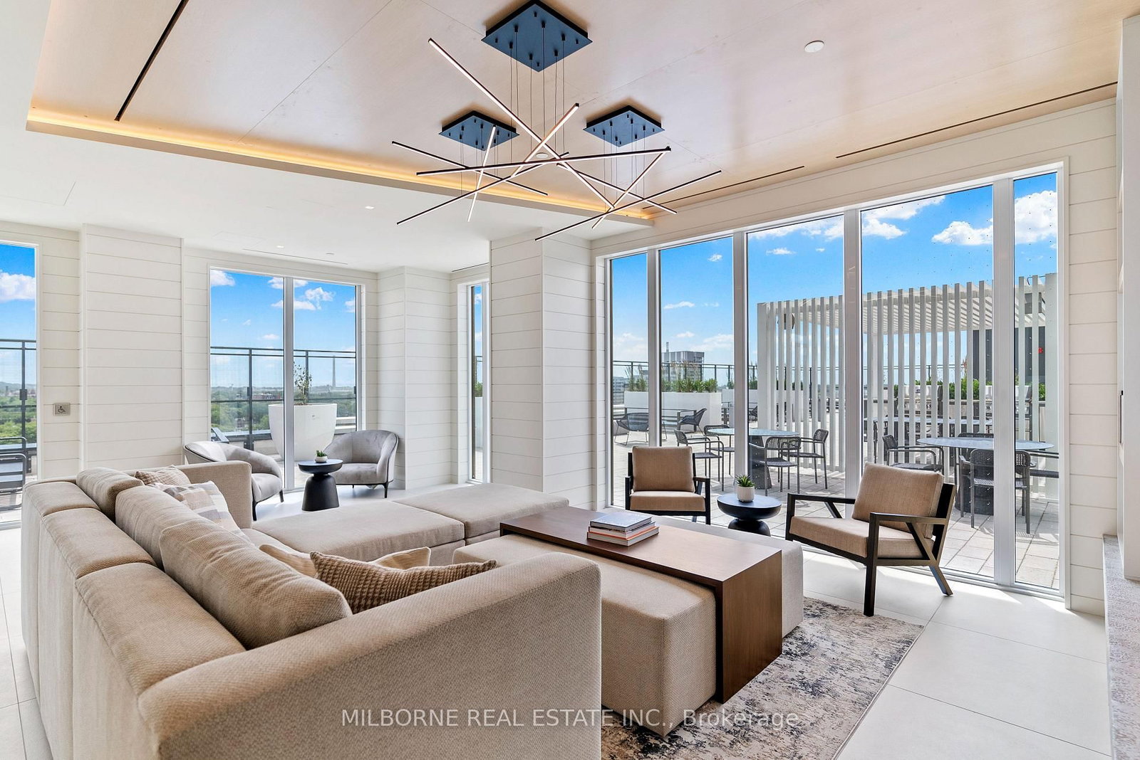 5 Defries Street, Unit 921 - Photo 10