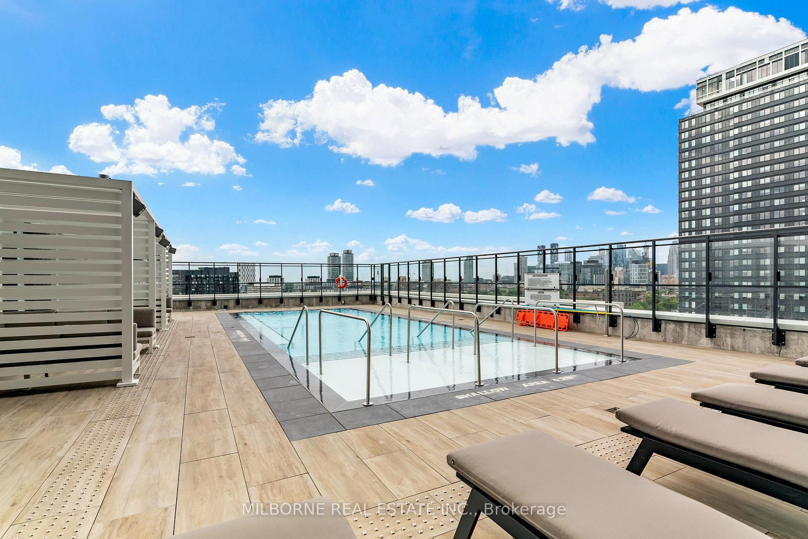 5 Defries Street, Unit 921 - Photo 24