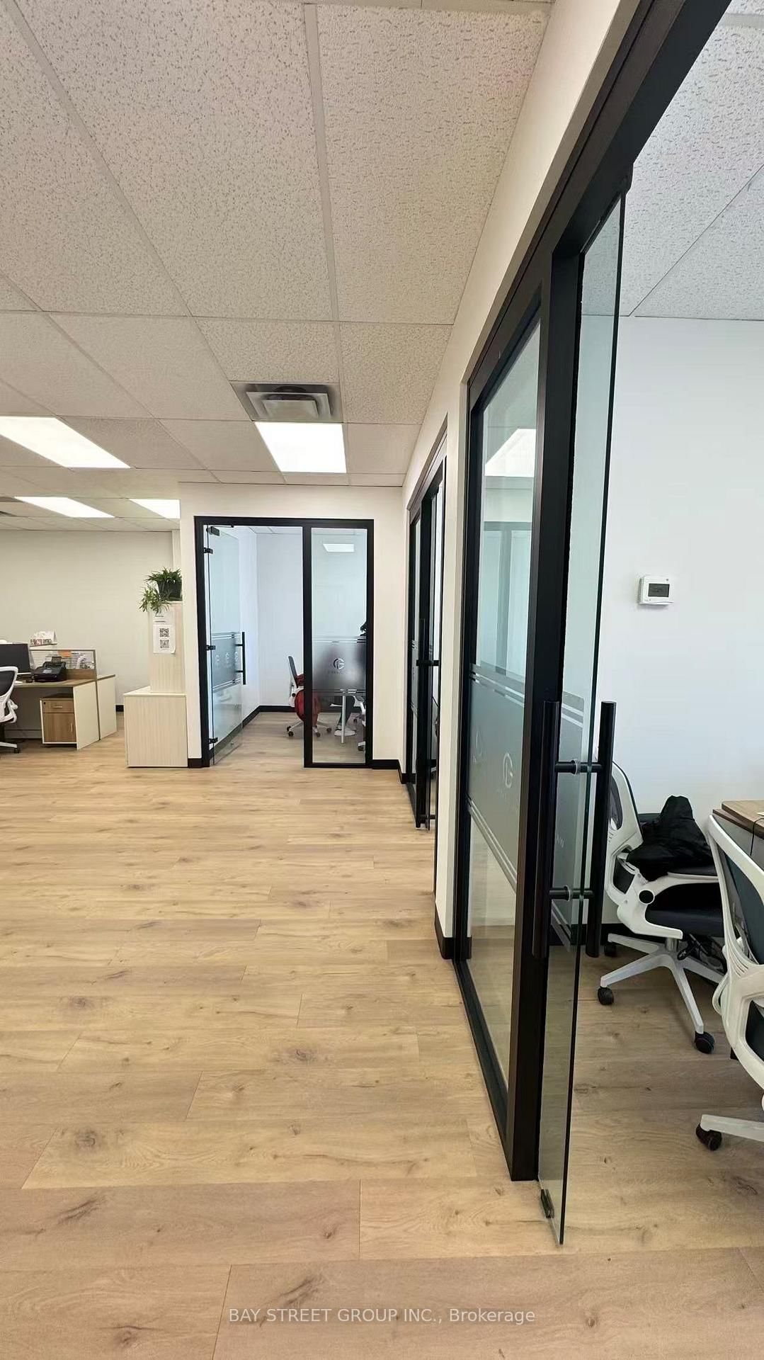 200 Consumers Road, Unit 707 - Photo 6