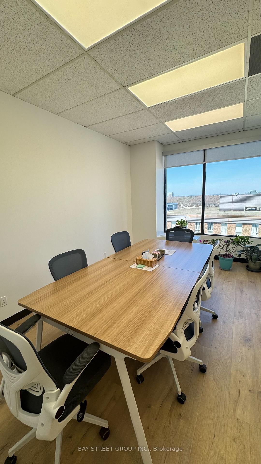 200 Consumers Road, Unit 707 - Photo 8