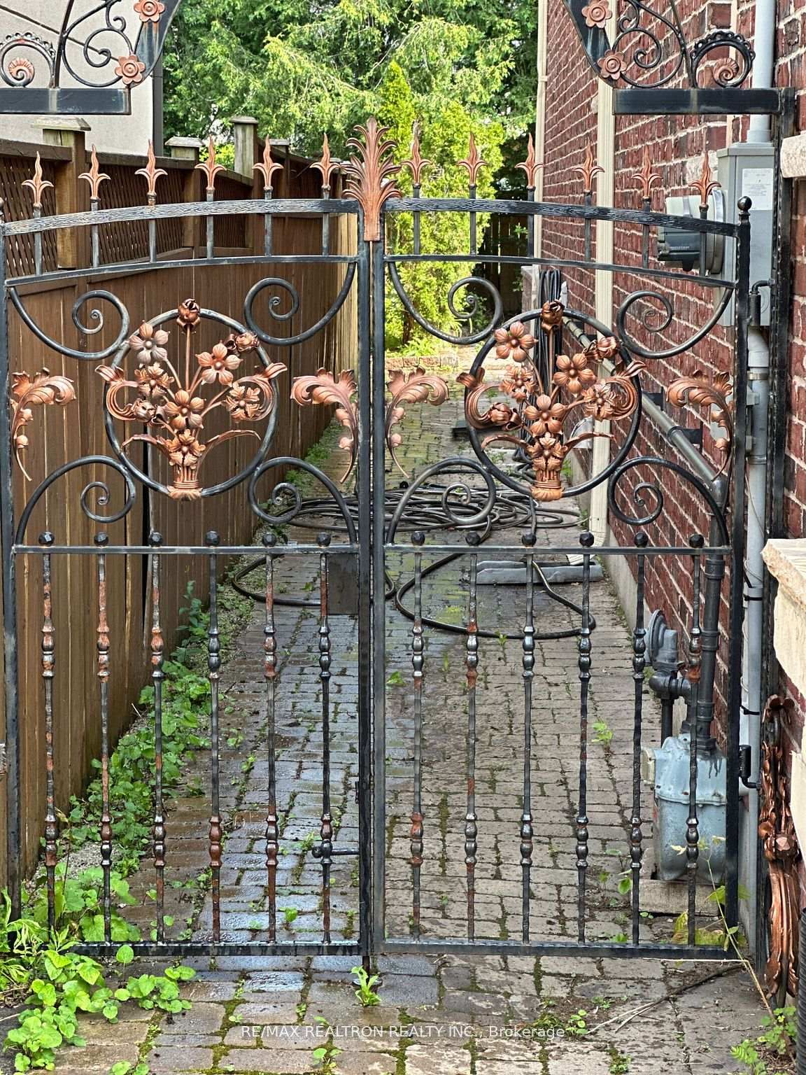 76 Horsham Avenue - Photo 39