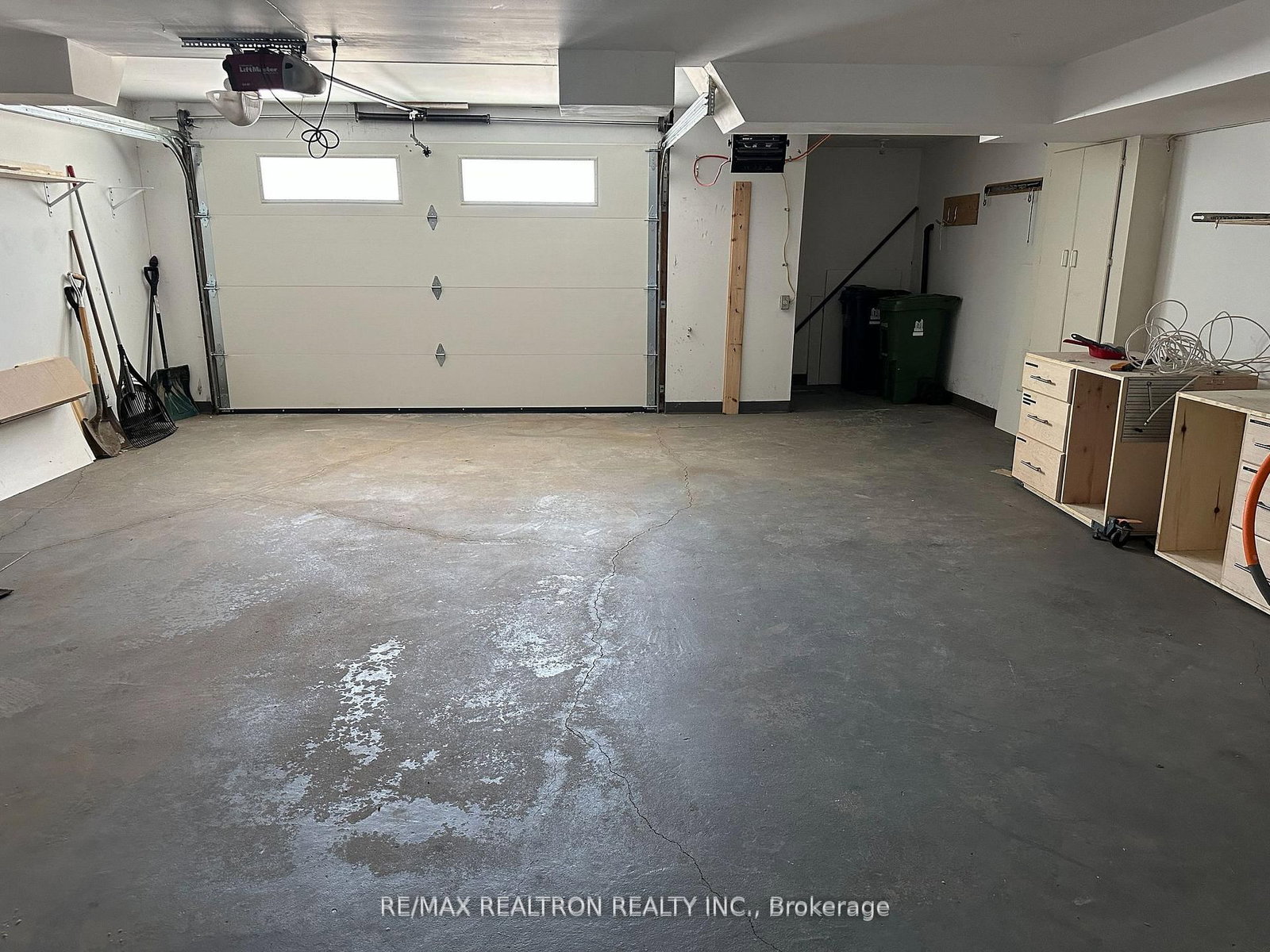 76 Horsham Avenue - Photo 40