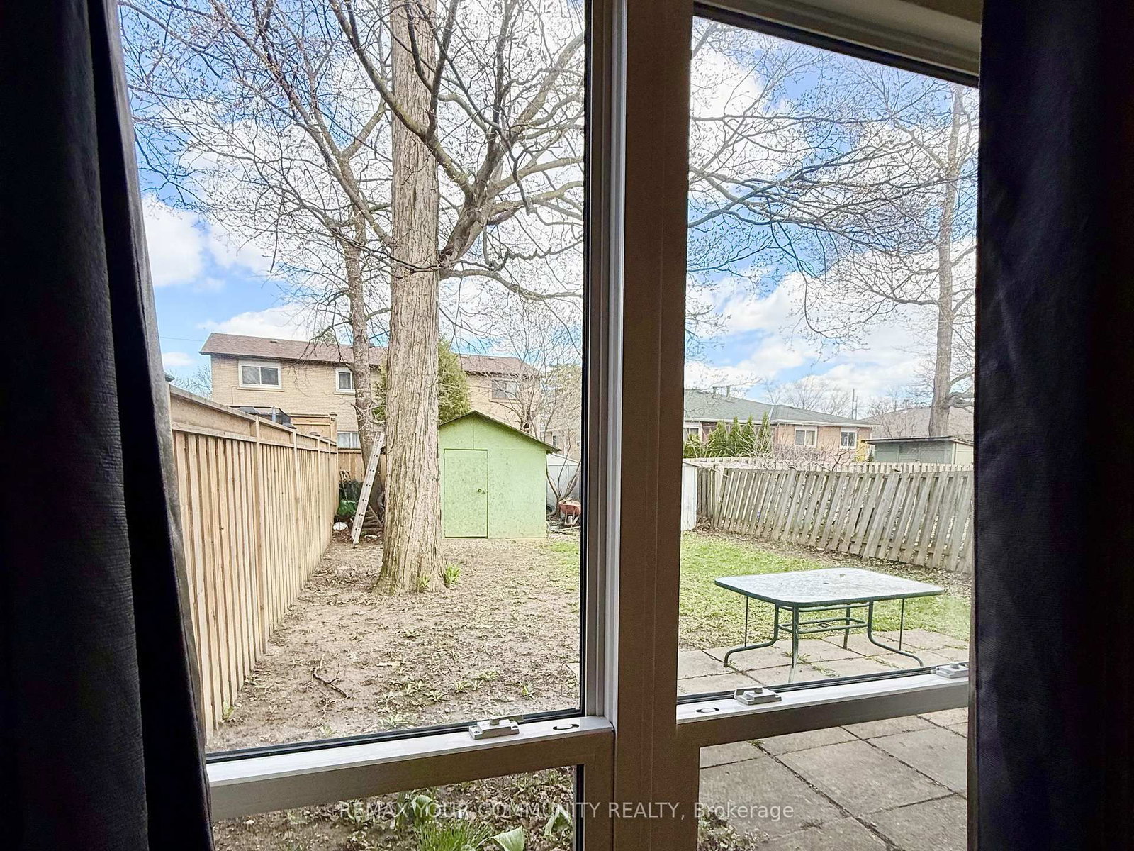 17 Regatta Crescent, Unit Back Unit - Photo 8