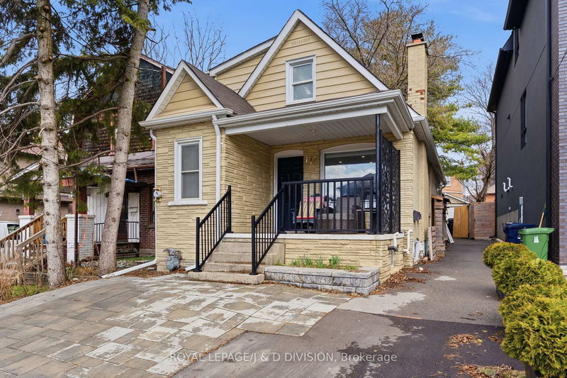 Upper - 118 Bogert Ave, Toronto, M2N 1K8 | Image 2