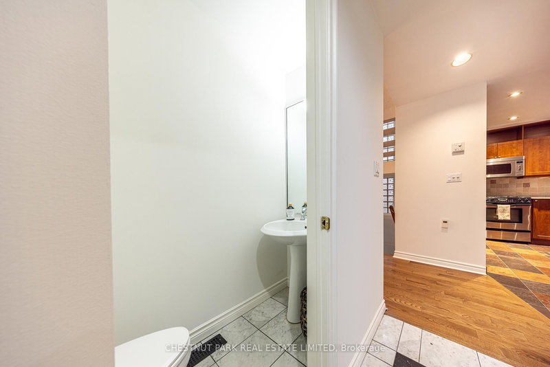 263 Erskine Ave, Toronto, M4P 1Z6 | Image 3