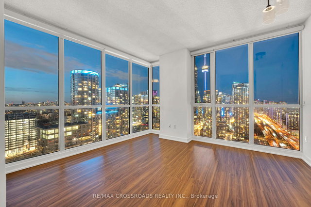 3901 - 75 Queens Wharf Road