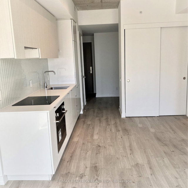 2014 - 161 Roehampton Avenue