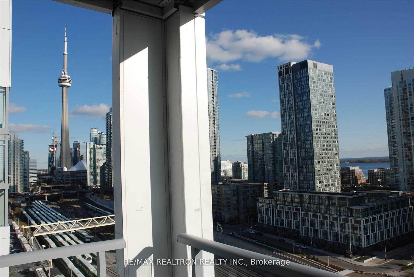 27 Bathurst Street, Unit 1602 - Photo 12