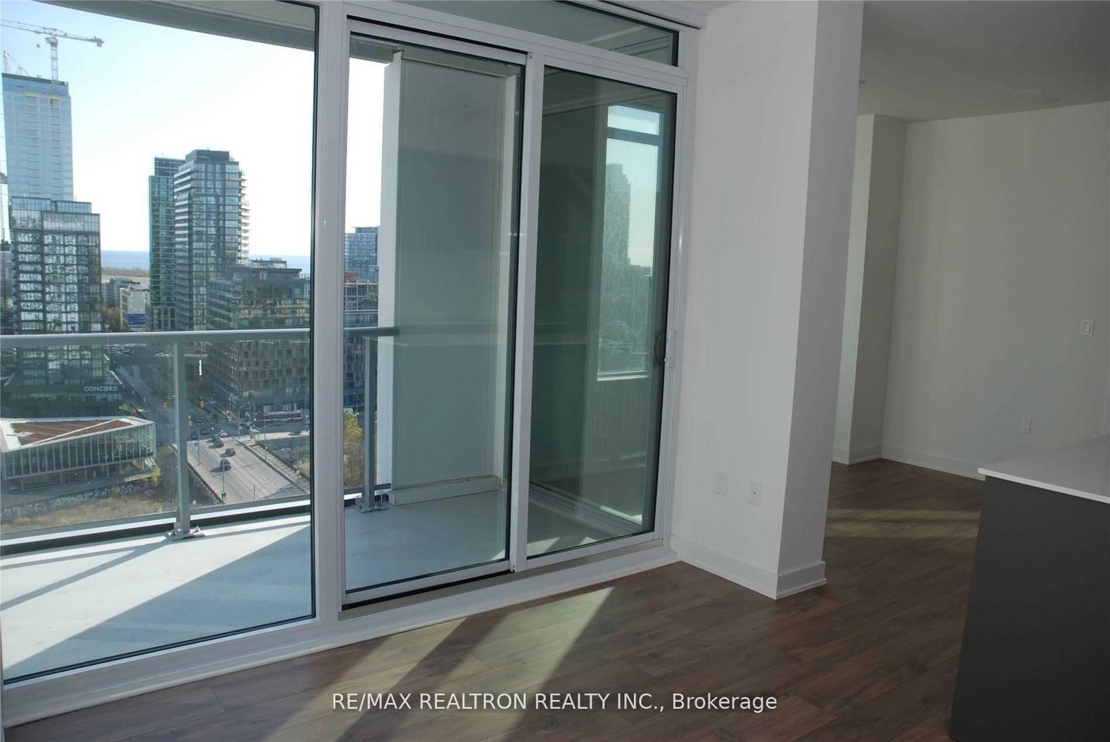 27 Bathurst Street, Unit 1602 - Photo 5