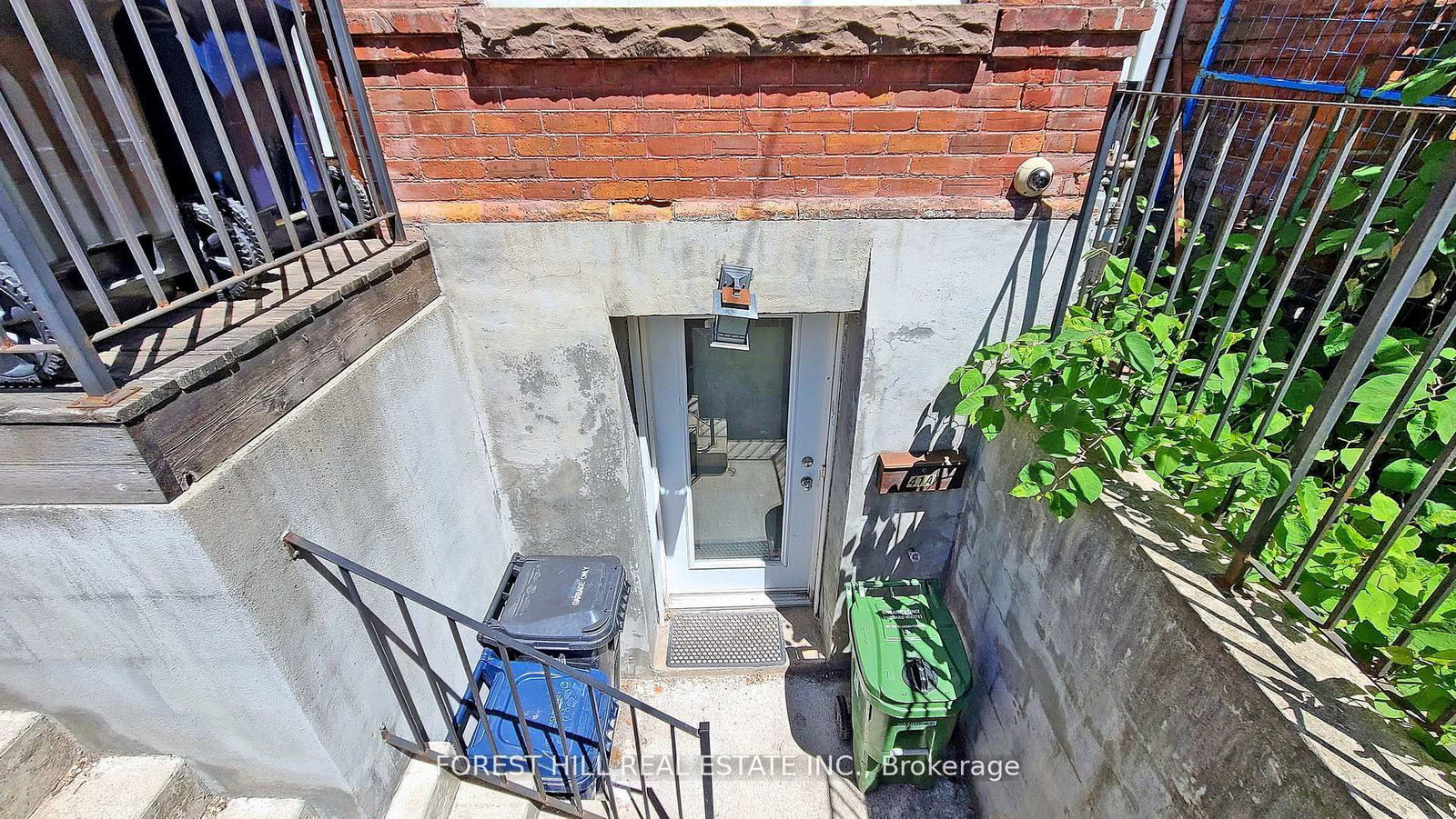 41 Gladstone Avenue, Unit Lower - Photo 4