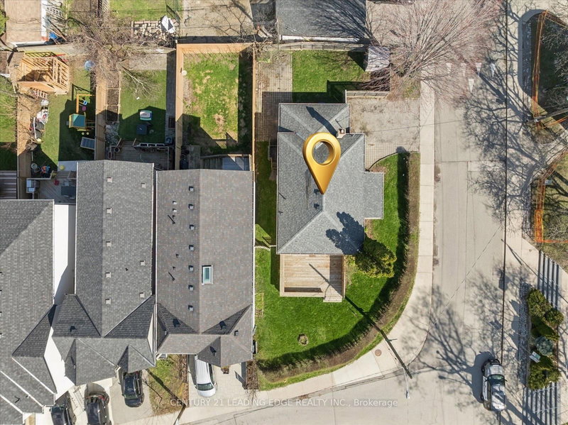 490 Arlington Ave, Toronto, M6C 3A2 | Image 3