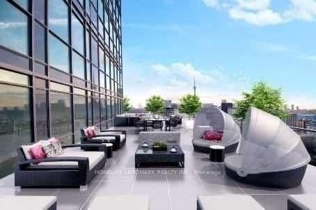 770 Bay Street, Unit Ph305 - Photo 17