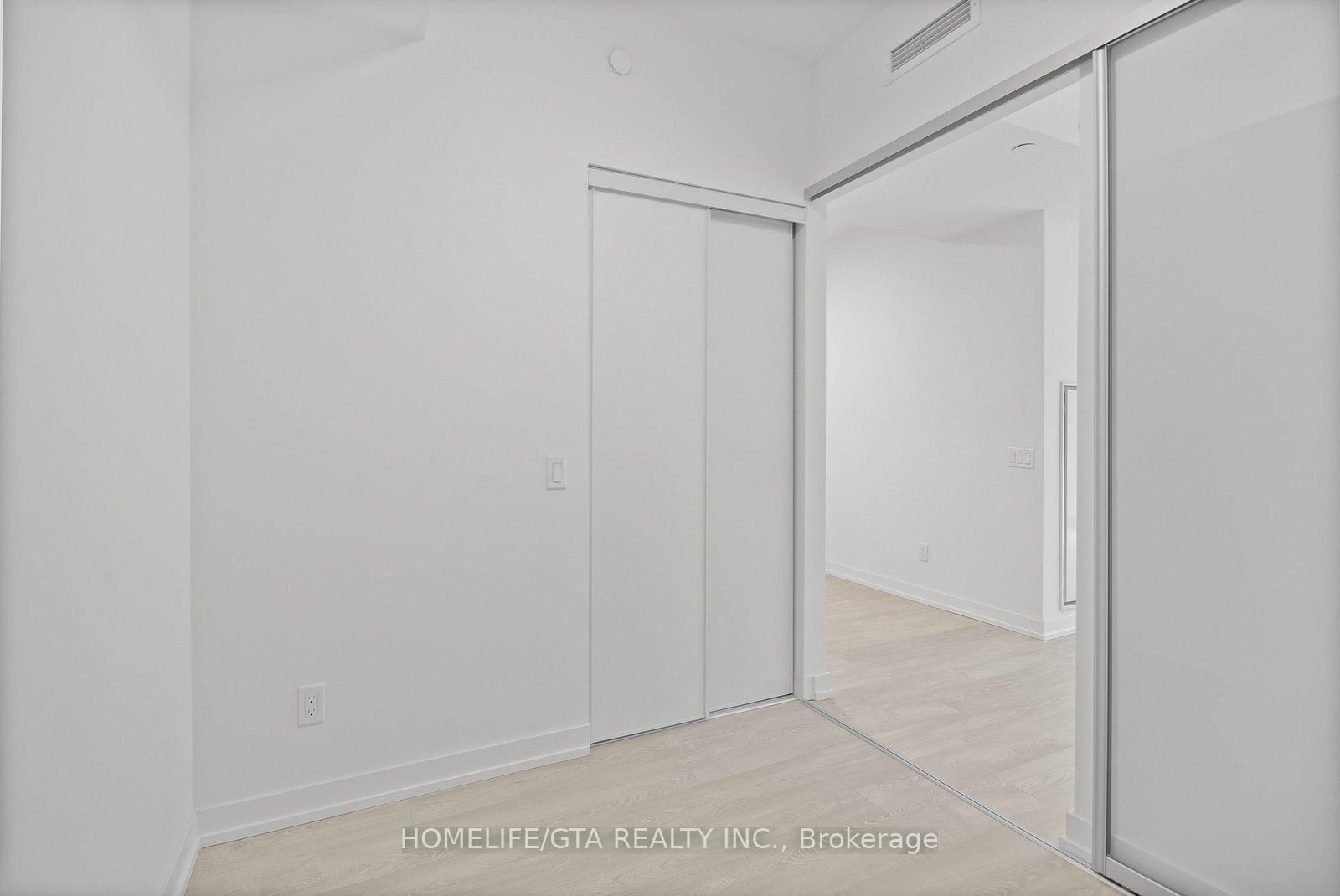 35 Parliament Street, Unit 324 - Photo 13