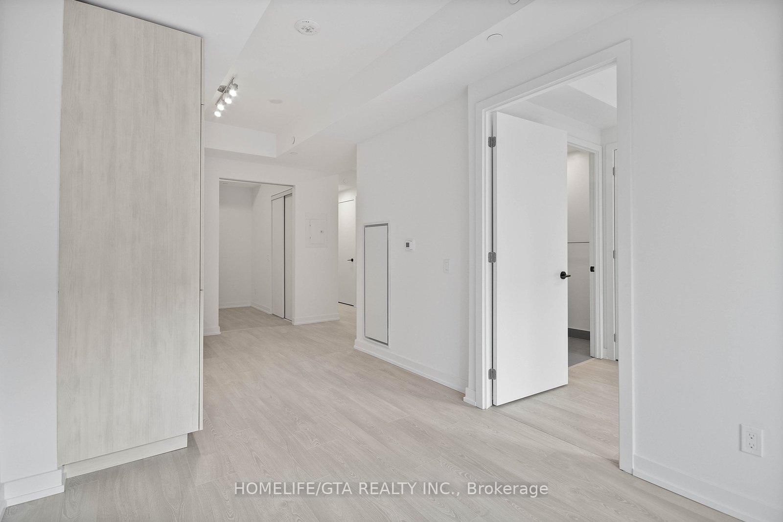 35 Parliament Street, Unit 324 - Photo 18