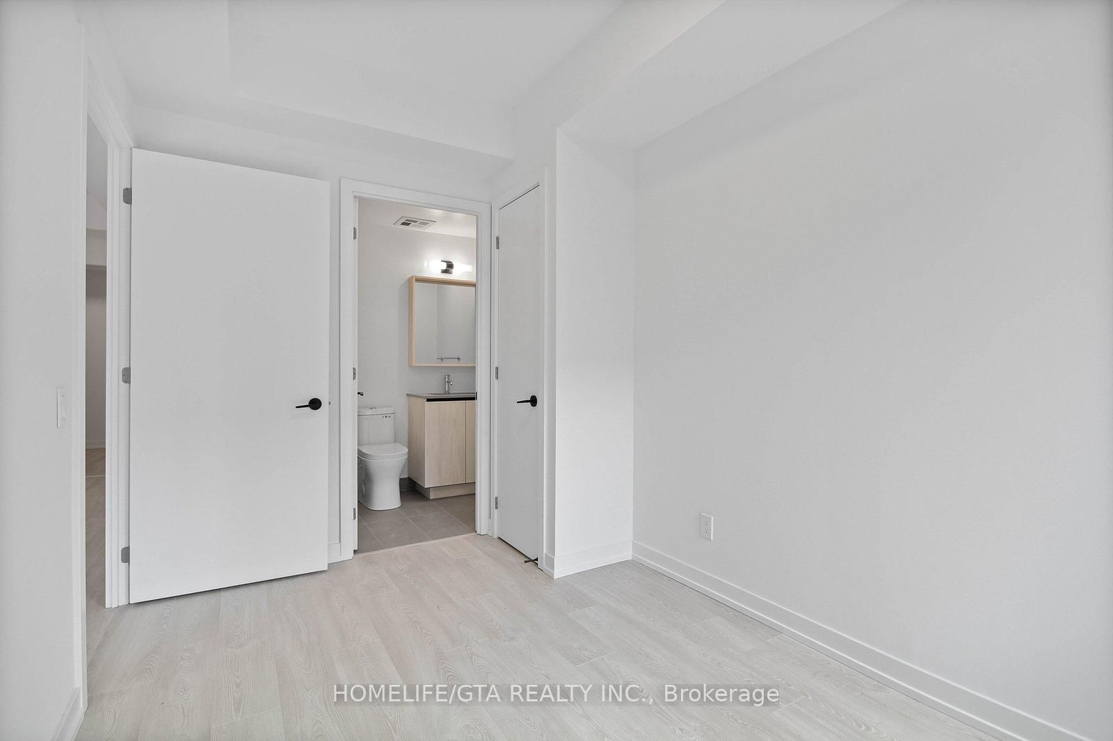 35 Parliament Street, Unit 324 - Photo 21