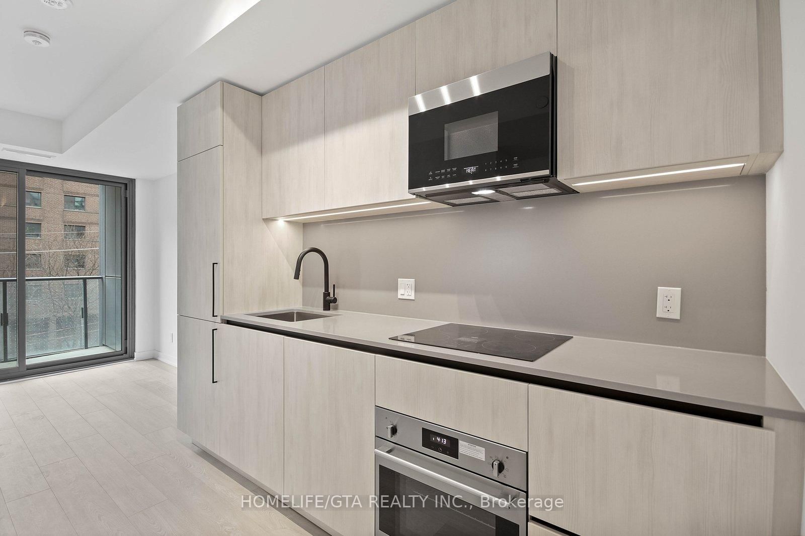 35 Parliament Street, Unit 324 - Photo 8