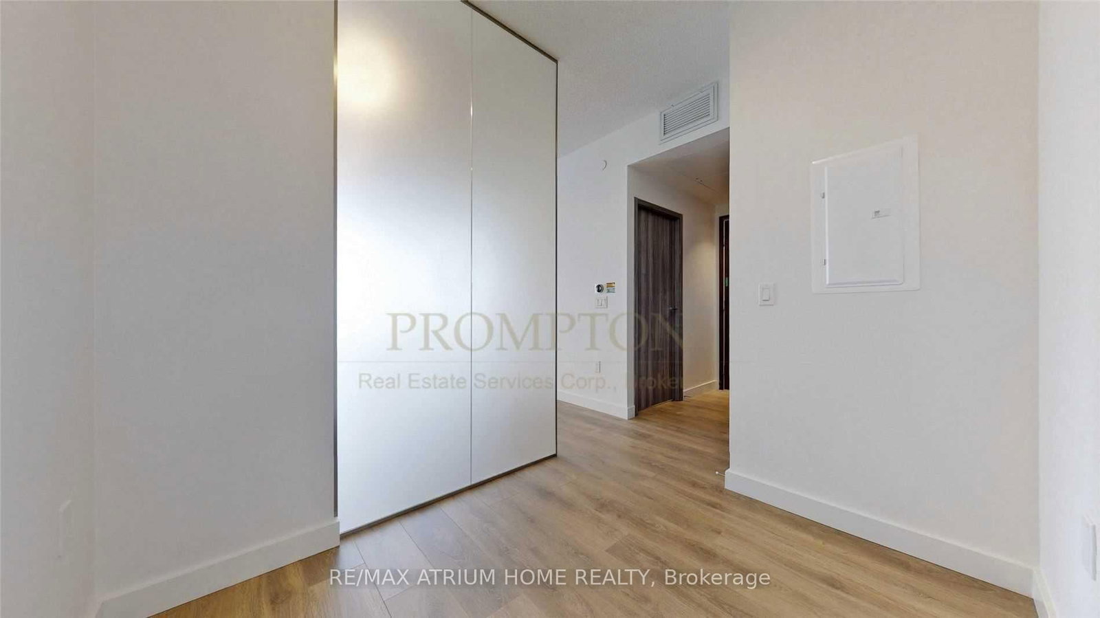 85 Mcmahon Drive, Unit 1808 - Photo 11