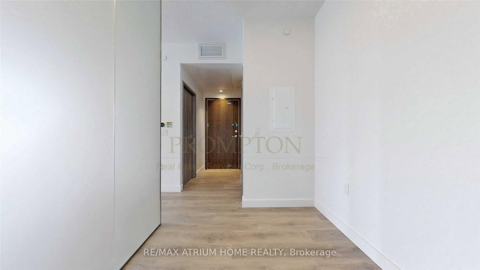 85 Mcmahon Drive, Unit 1808 - Photo 12