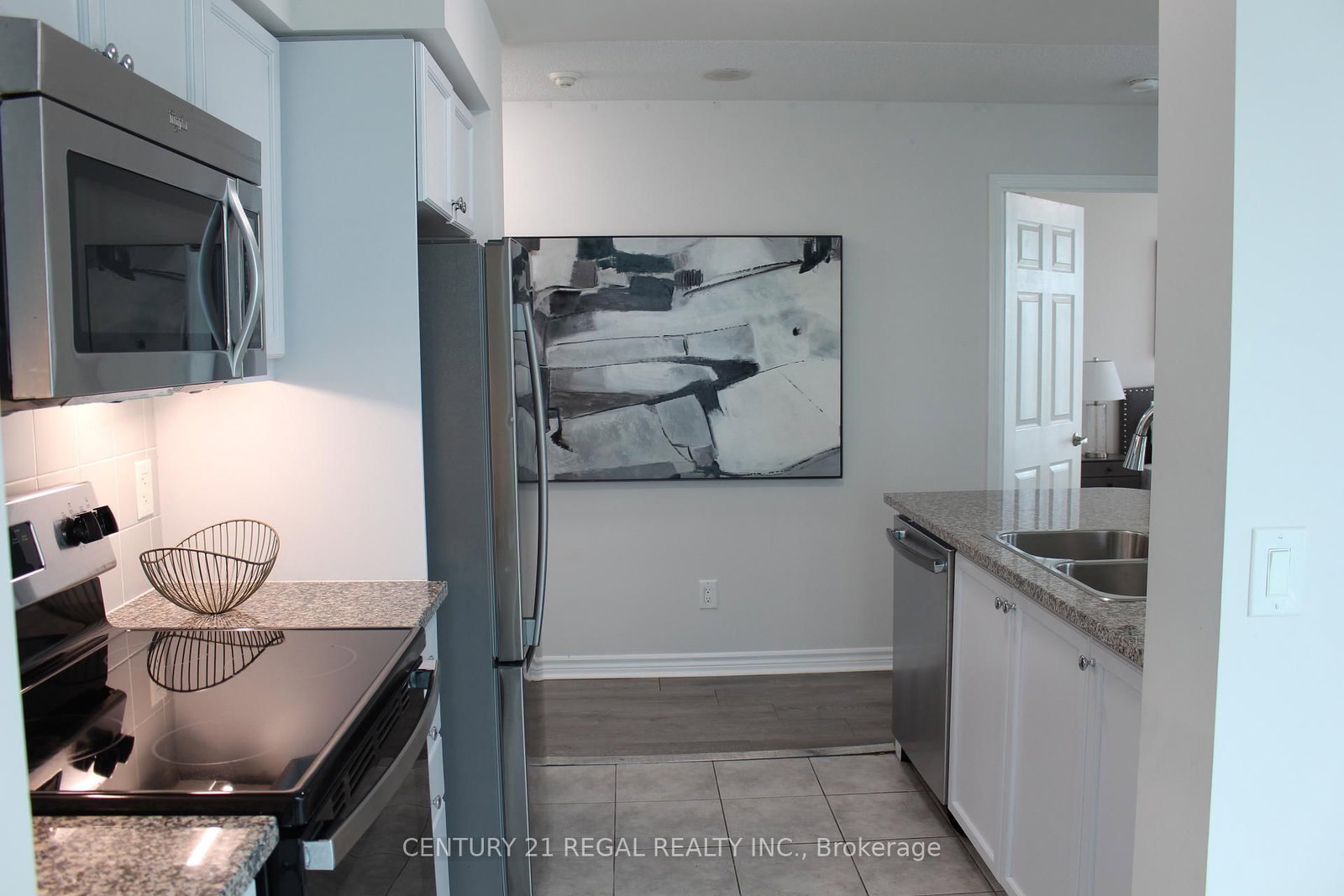 Condo for sale at 2706-19 Grand Trunk Crescent, Toronto, Ontario, M5J 3A3 - Waterfront Communities C1 - MLS: C13027674