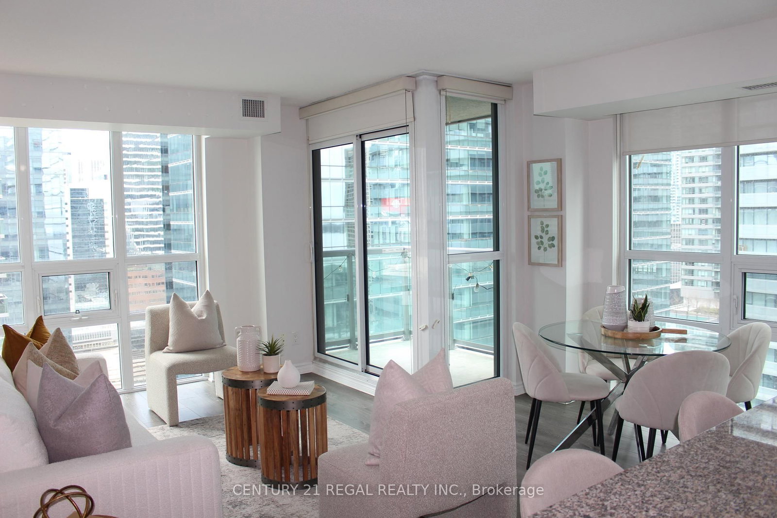 Condo for sale at 2706-19 Grand Trunk Crescent, Toronto, Ontario, M5J 3A3 - Waterfront Communities C1 - MLS: C13027674