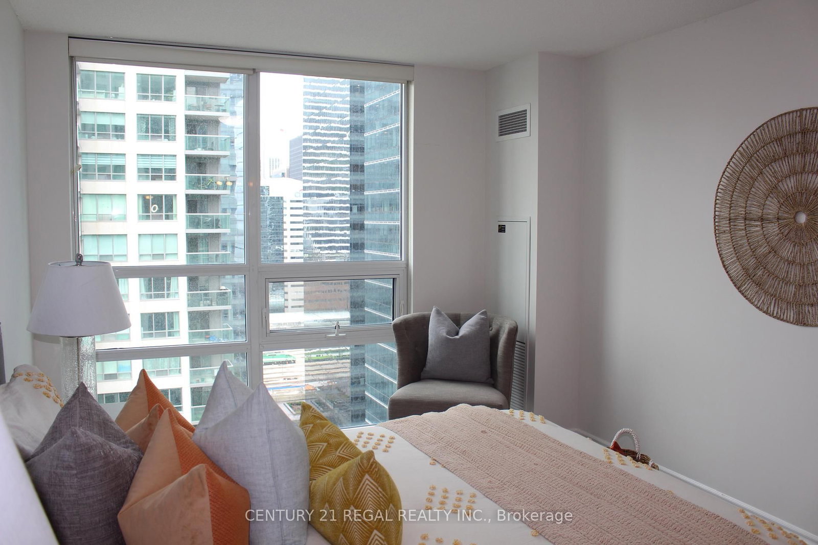 Condo for sale at 2706-19 Grand Trunk Crescent, Toronto, Ontario, M5J 3A3 - Waterfront Communities C1 - MLS: C13027674