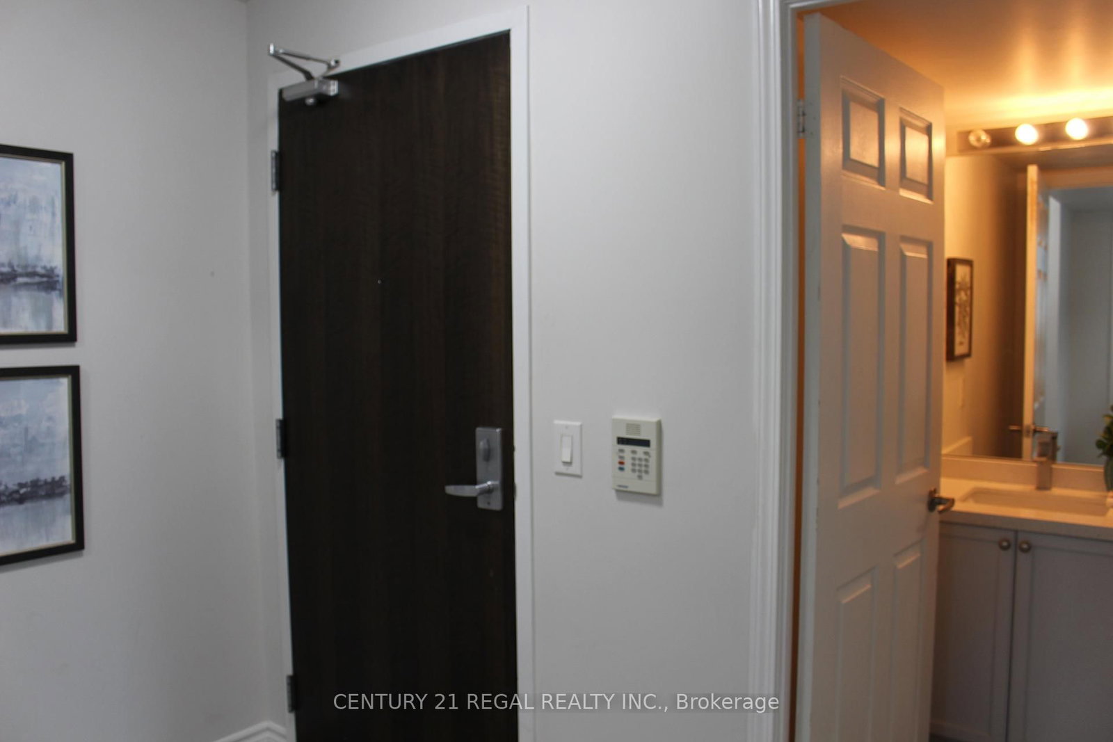 Condo for sale at 2706-19 Grand Trunk Crescent, Toronto, Ontario, M5J 3A3 - Waterfront Communities C1 - MLS: C13027674