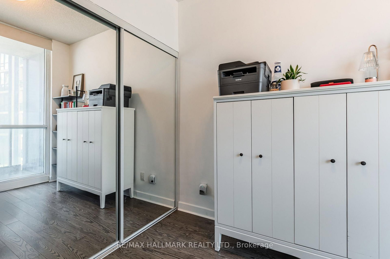 Condo for sale at 2211-18 Harbour Street, Toronto, Ontario, M6J 2Z6 - Waterfront Communities C1 - MLS: C13027698