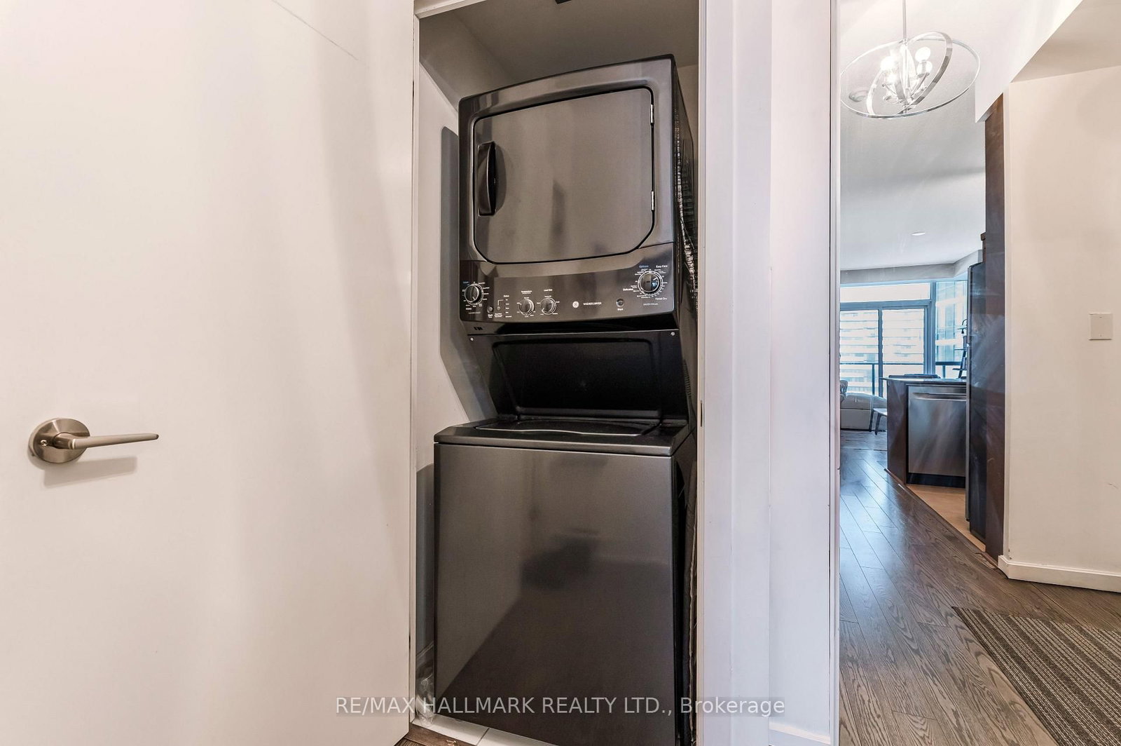 Condo for sale at 2211-18 Harbour Street, Toronto, Ontario, M6J 2Z6 - Waterfront Communities C1 - MLS: C13027698