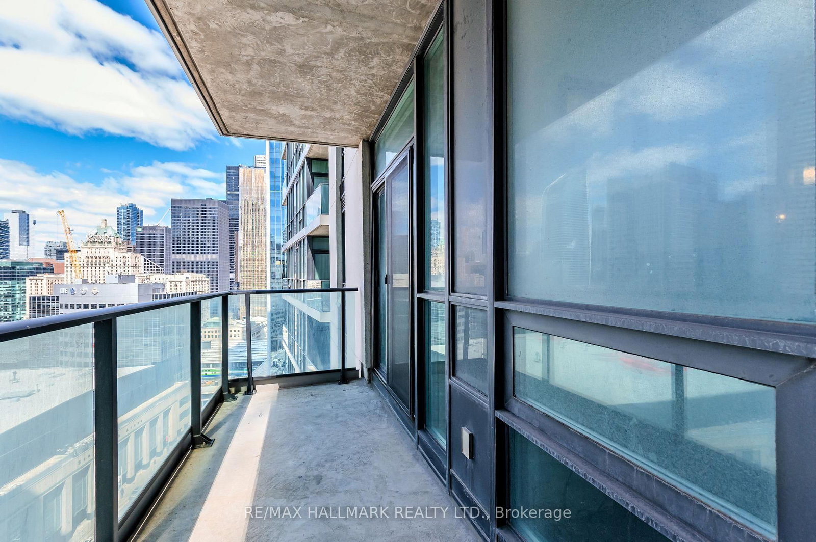 Condo for sale at 2211-18 Harbour Street, Toronto, Ontario, M6J 2Z6 - Waterfront Communities C1 - MLS: C13027698