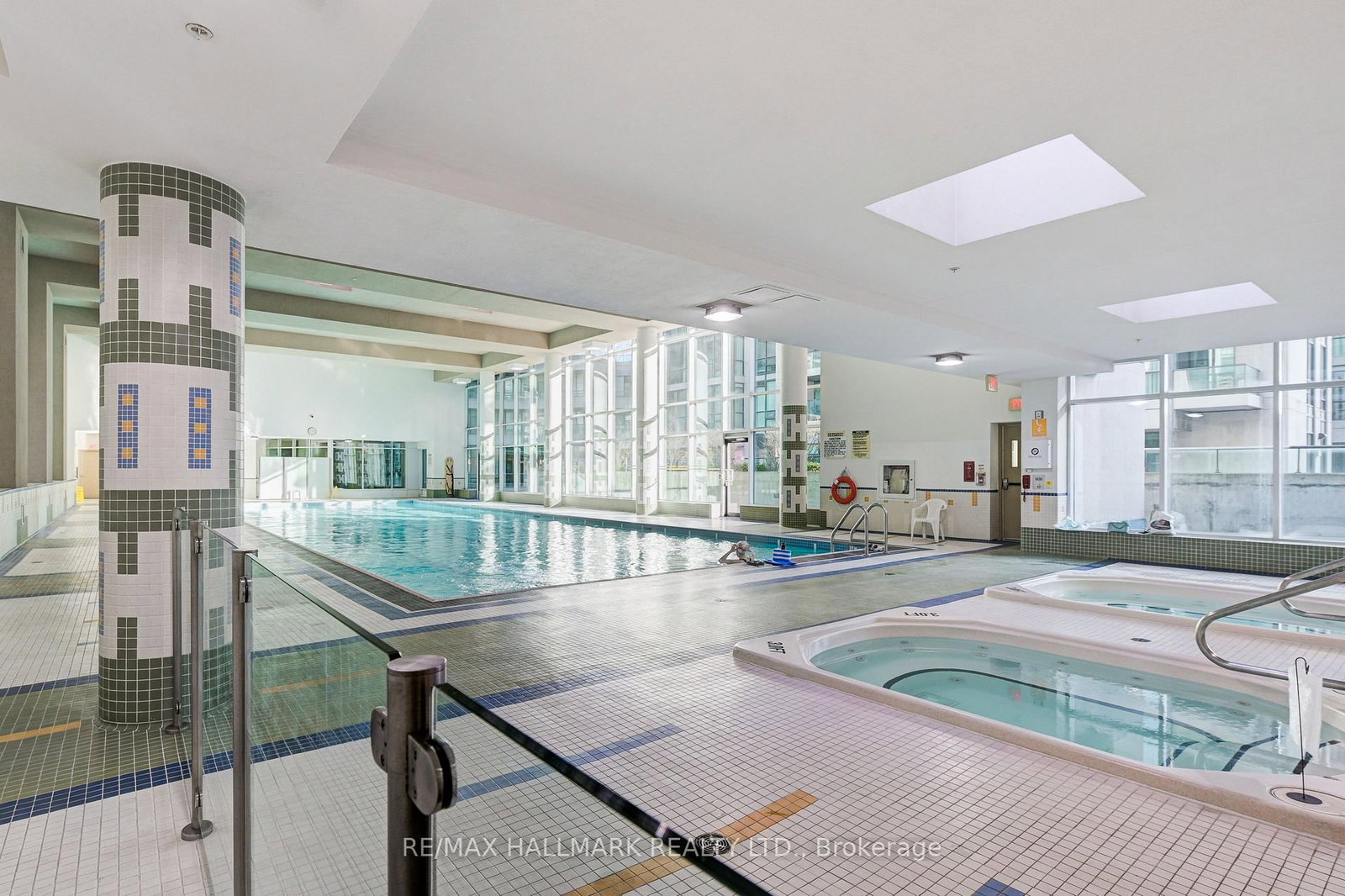 Condo for sale at 2211-18 Harbour Street, Toronto, Ontario, M6J 2Z6 - Waterfront Communities C1 - MLS: C13027698