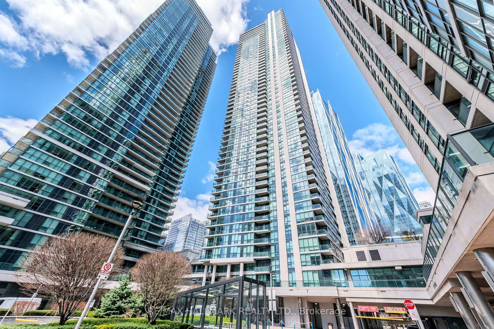 Condo for sale at 2211-18 Harbour Street, Toronto, Ontario, M6J 2Z6 - Waterfront Communities C1 - MLS: C13027698