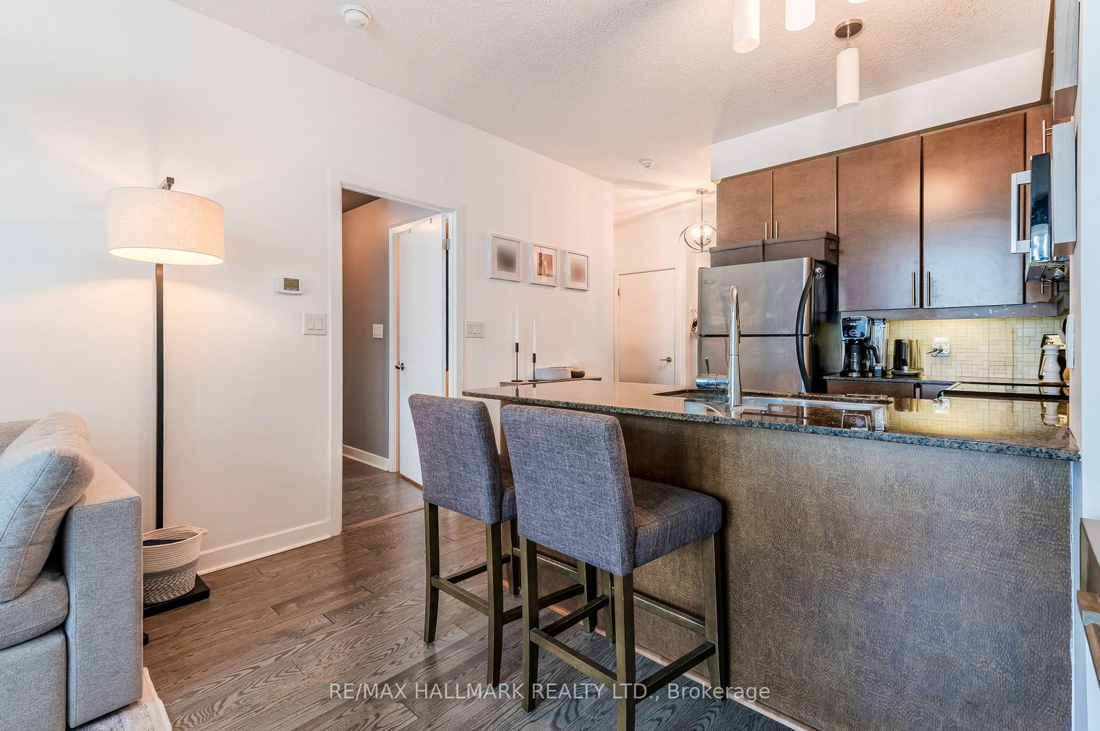 Condo for sale at 2211-18 Harbour Street, Toronto, Ontario, M6J 2Z6 - Waterfront Communities C1 - MLS: C13027698