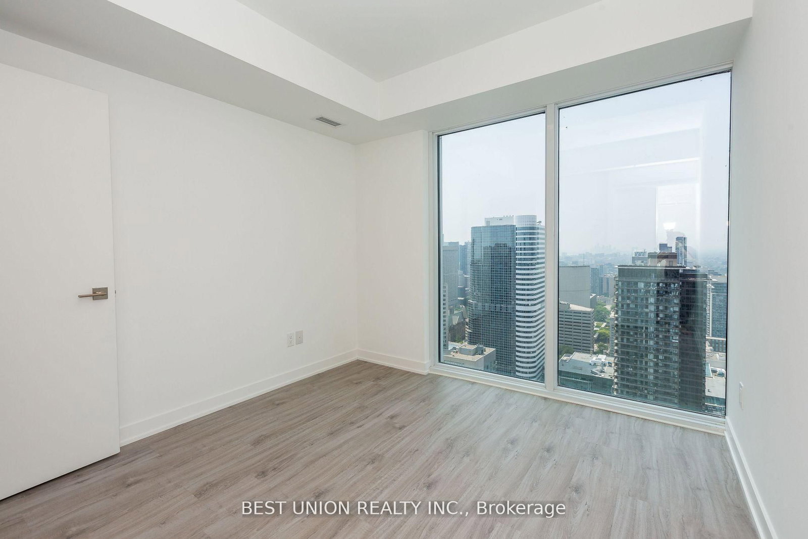 252 E Church Street E, Unit 4816 - Photo 13