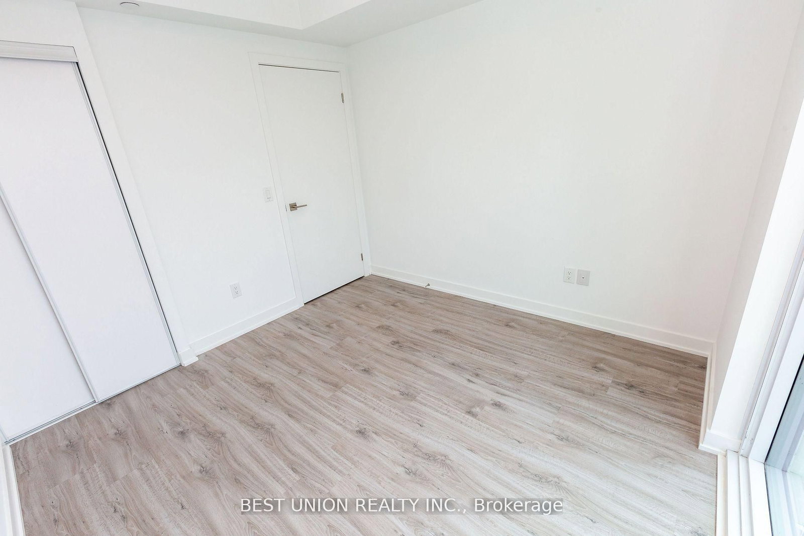 252 E Church Street E, Unit 4816 - Photo 15