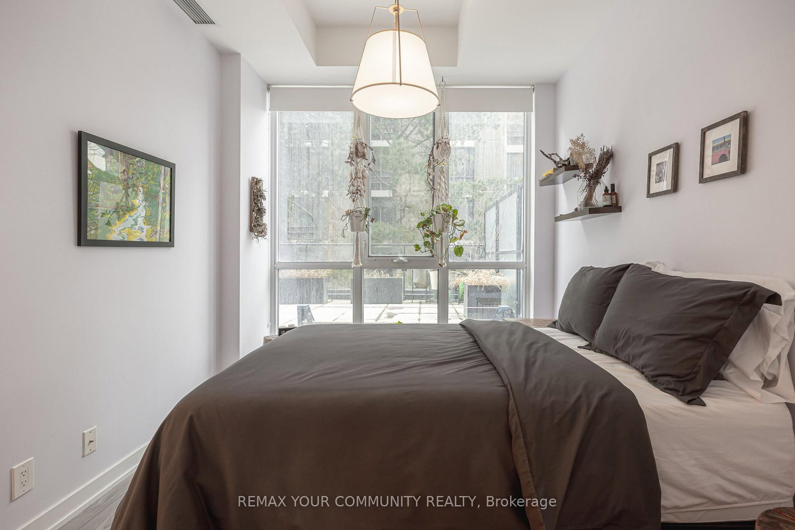 609 Avenue Road, Unit 201 - Photo 21