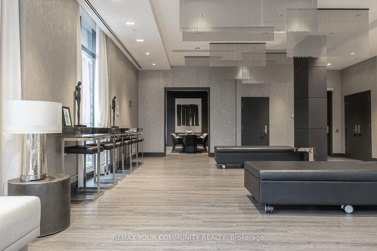 609 Avenue Road, Unit 201 - Photo 35