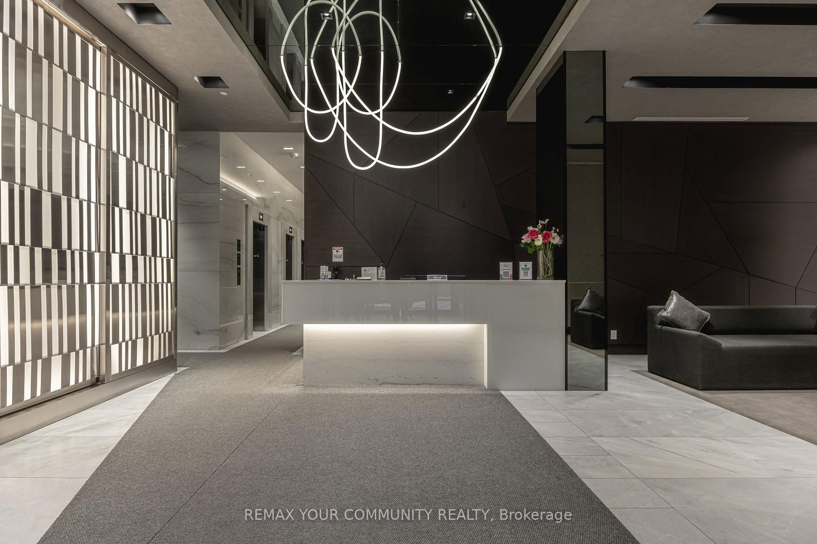 609 Avenue Road, Unit 201 - Photo 4