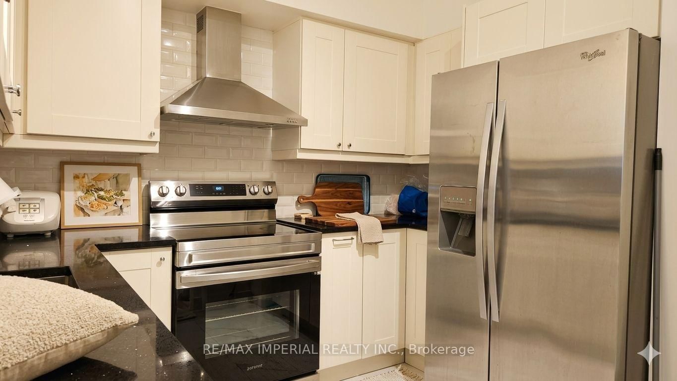 2 Clairtrell Road, Unit RG1 - Photo 13