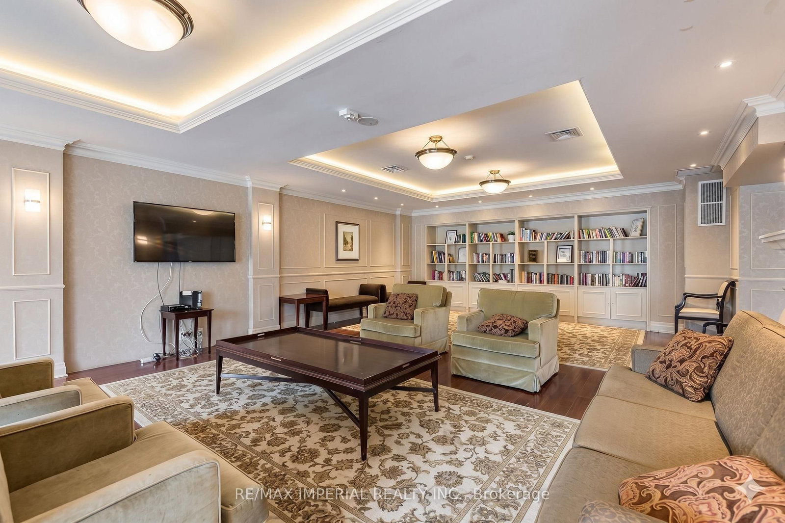 2 Clairtrell Road, Unit RG1 - Photo 25