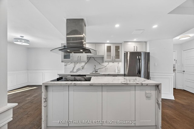 1002 - 1201 Steeles Avenue W