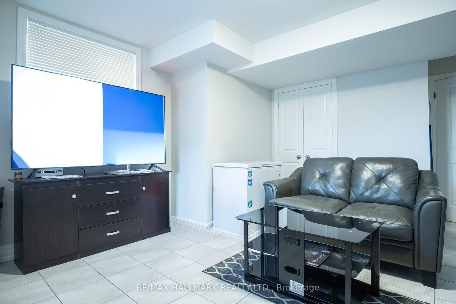 35 Roberta Drive, Unit 2 - Photo 2