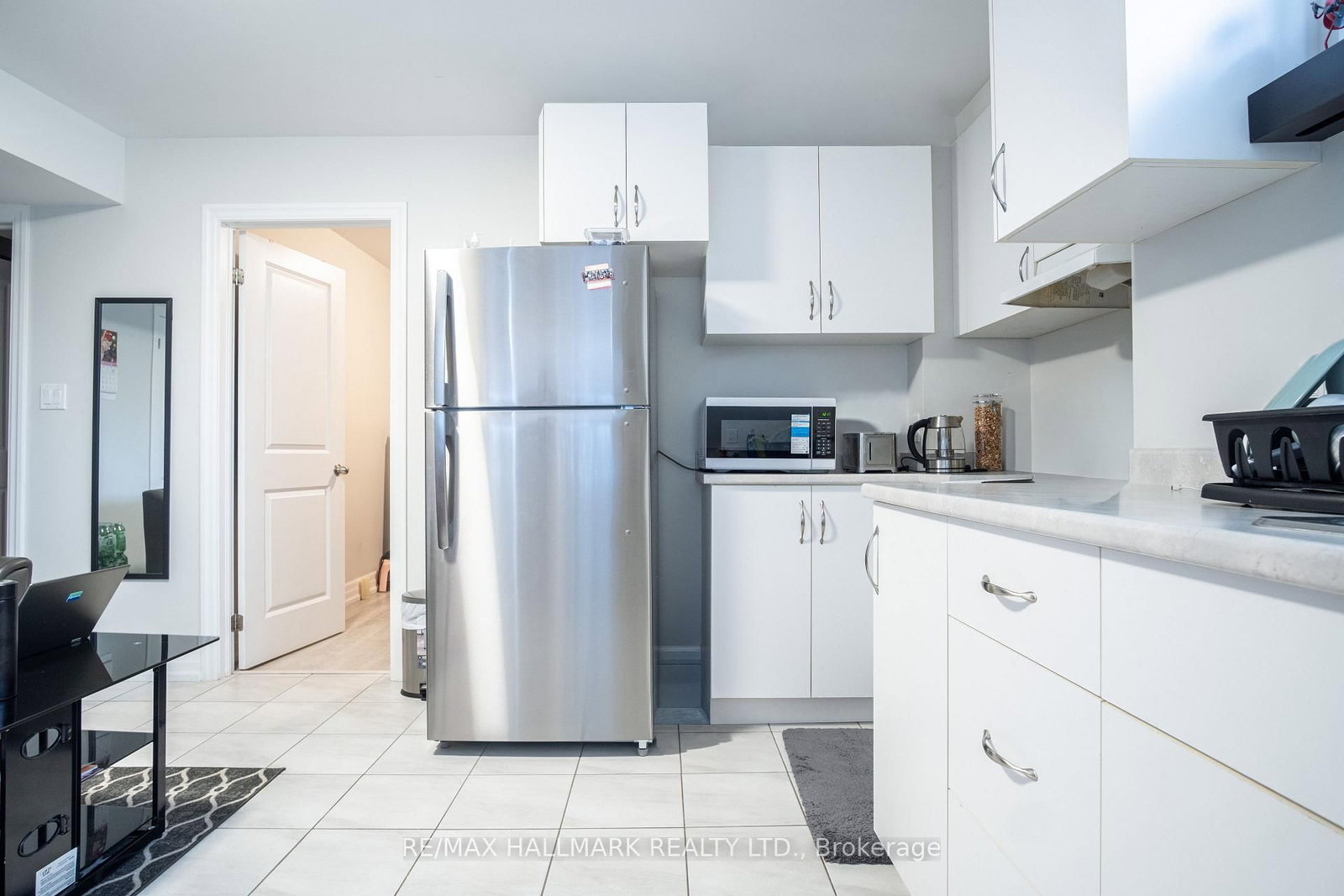 35 Roberta Drive, Unit 2 - Photo 4