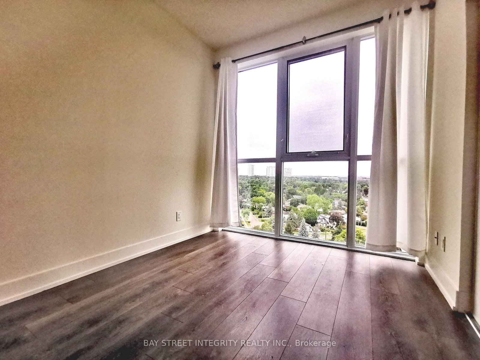 180 Fairview Mall Drive, Unit 1607 - Photo 8