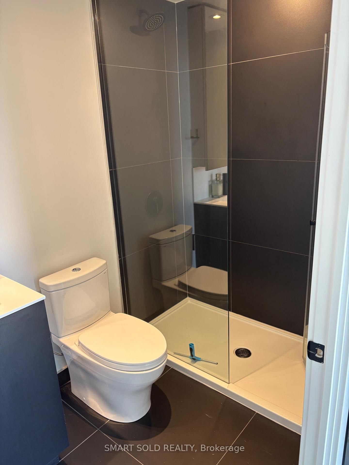 20 Edward Street, Unit 904 - Photo 19