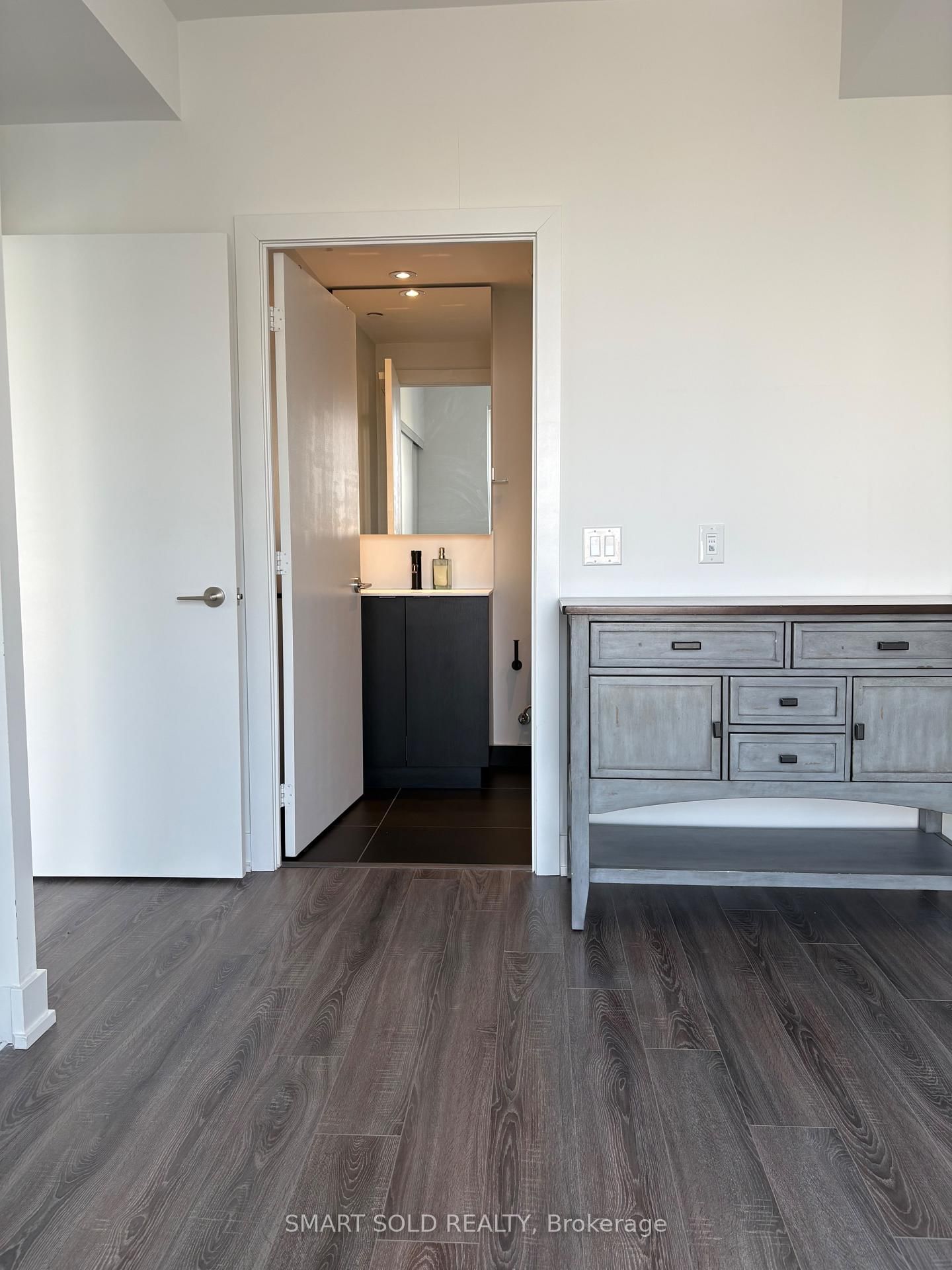 20 Edward Street, Unit 904 - Photo 21